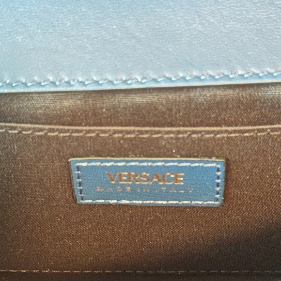 Versace Denim shoulder bag with Tags ( Full inclusion) - Picture 6 of 11
